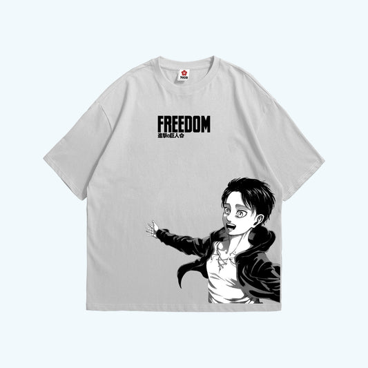تيشيرت أوفرسايز ابيض عليه صورة إيرين من انمي هجوم العمالقة وكلمة freedom مقدم من Sugoi Store