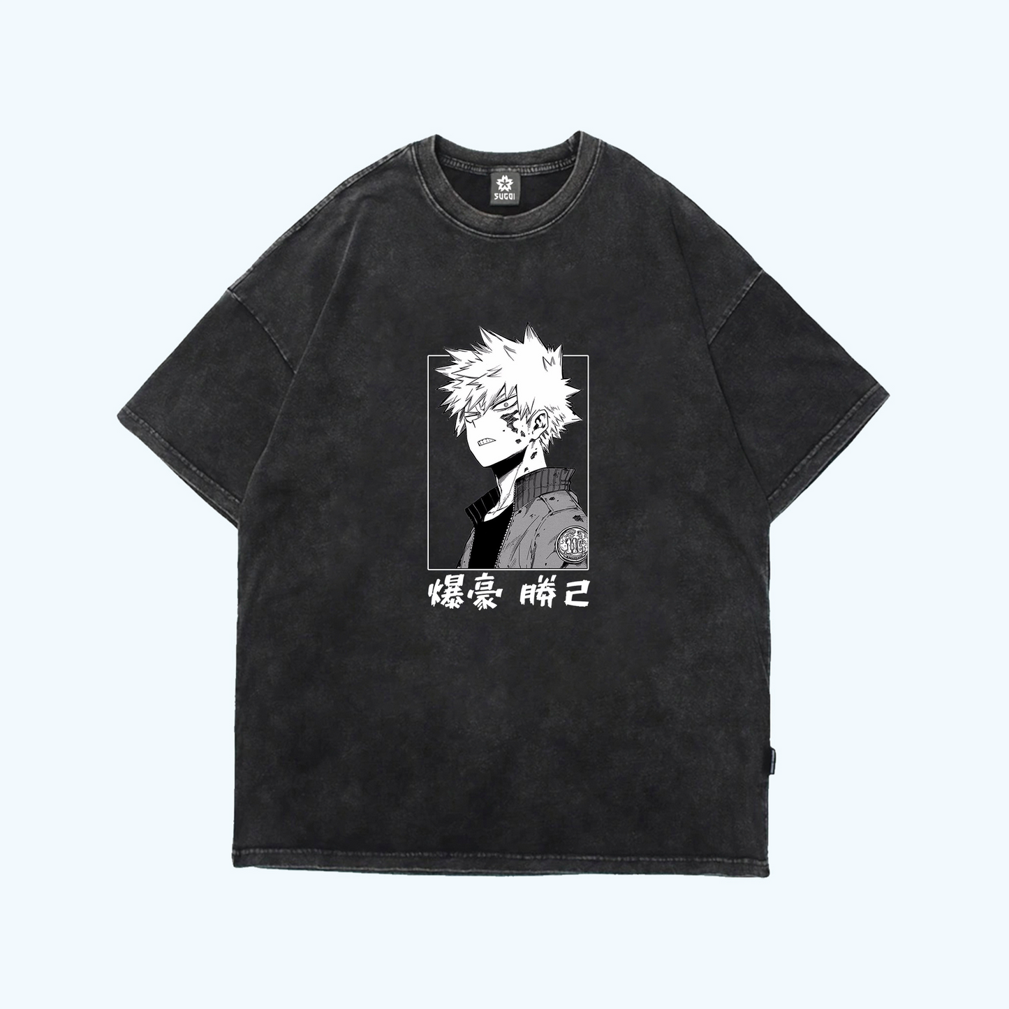 صورة تيشيرت محجر عليه تصميم كاتسكي باكوجو من أنمي My Hero Academia من Sugoi Store.