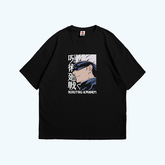 تيشيرت عليه تصميم شخصية غوجو ساتورو من أنمي جوجوتسو كايسن مقدم من Sugoi Store